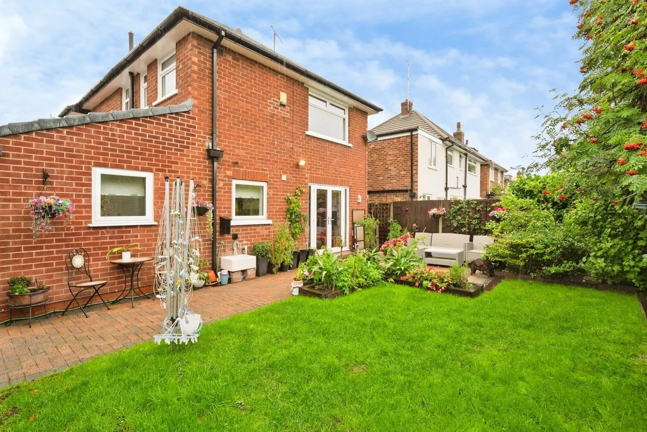 Clydesdale, Whitby, CH65, photo 17