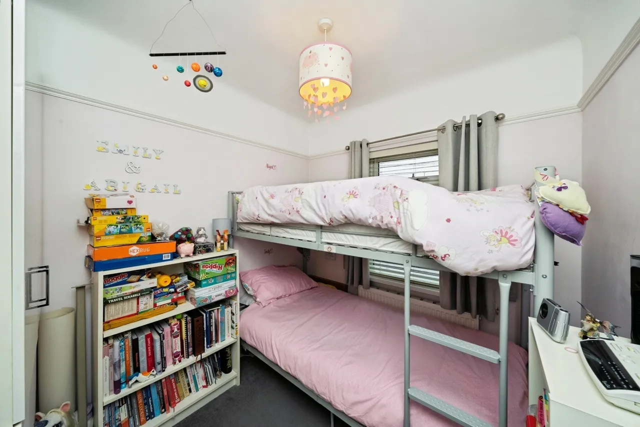 Clydesdale, Whitby, CH65, photo 13