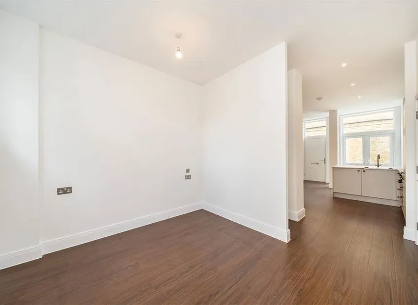 Sidcup High Street, Sidcup, DA14, photo 2