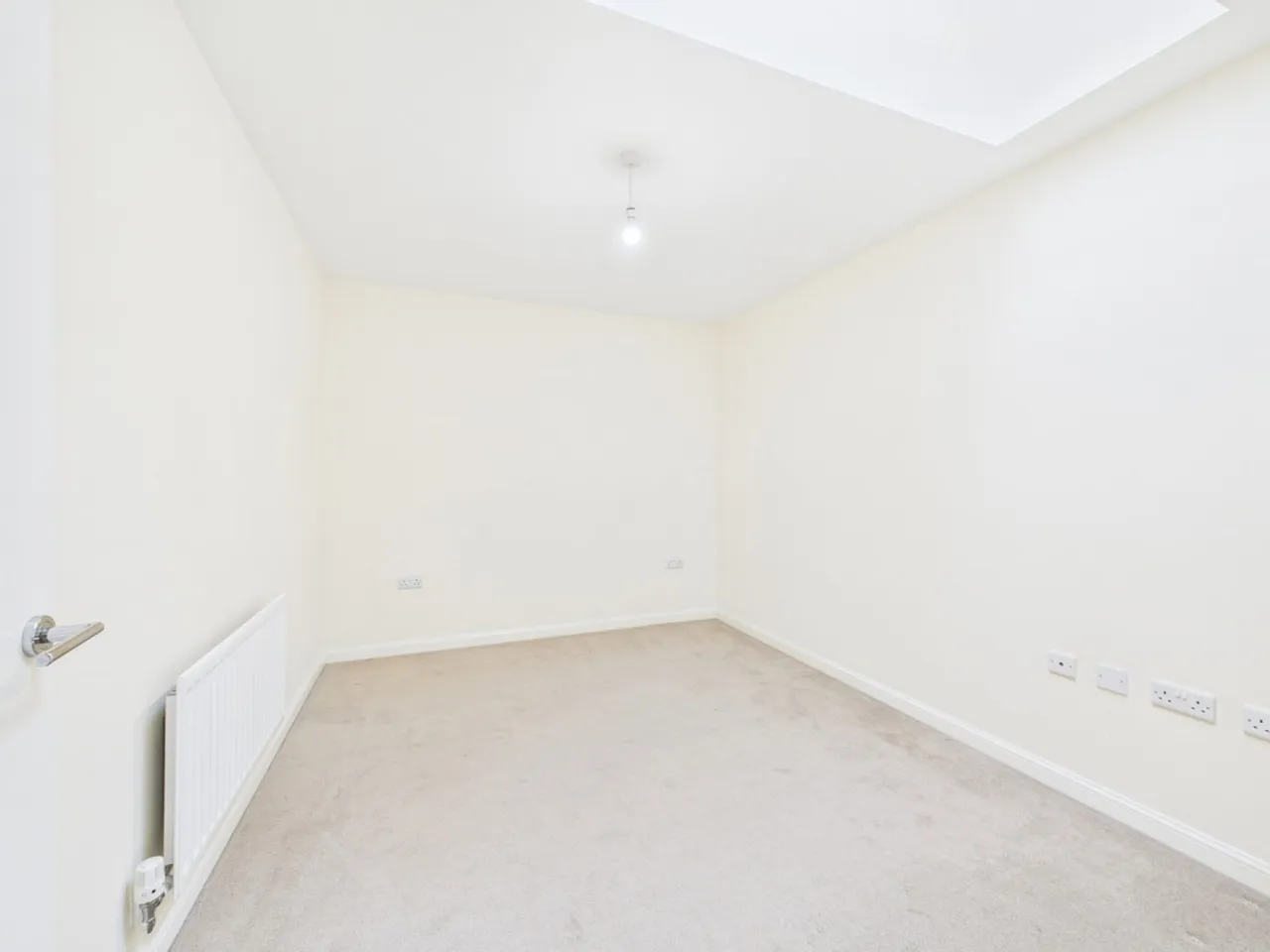 Ellis Road, Broadbridge Heath, photo 11