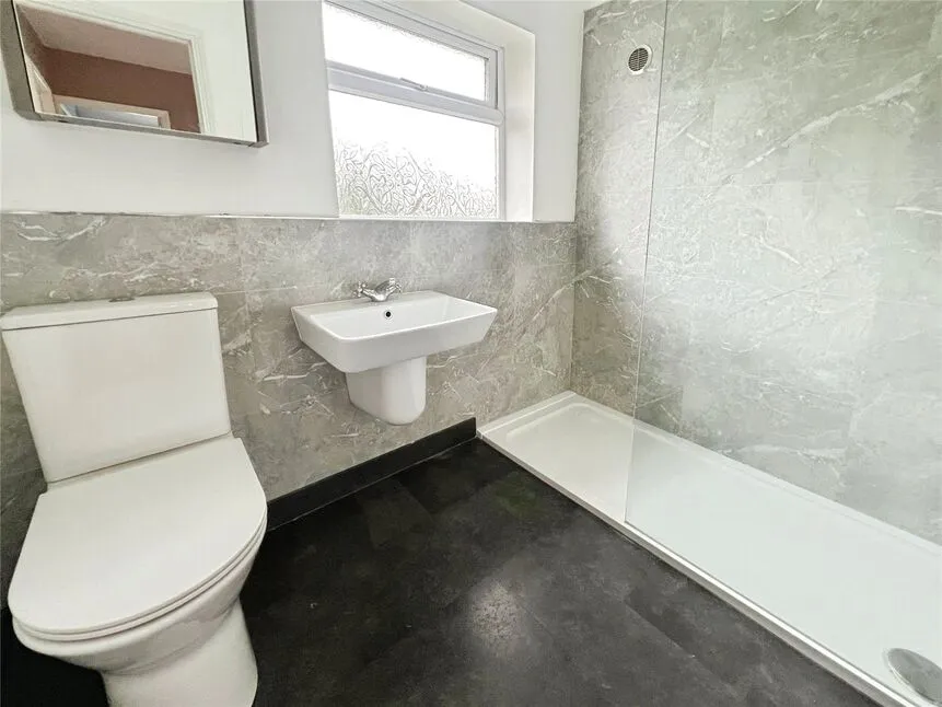 St. Cuthberts Crescent, Albrighton, Shropshire, WV7, photo 9