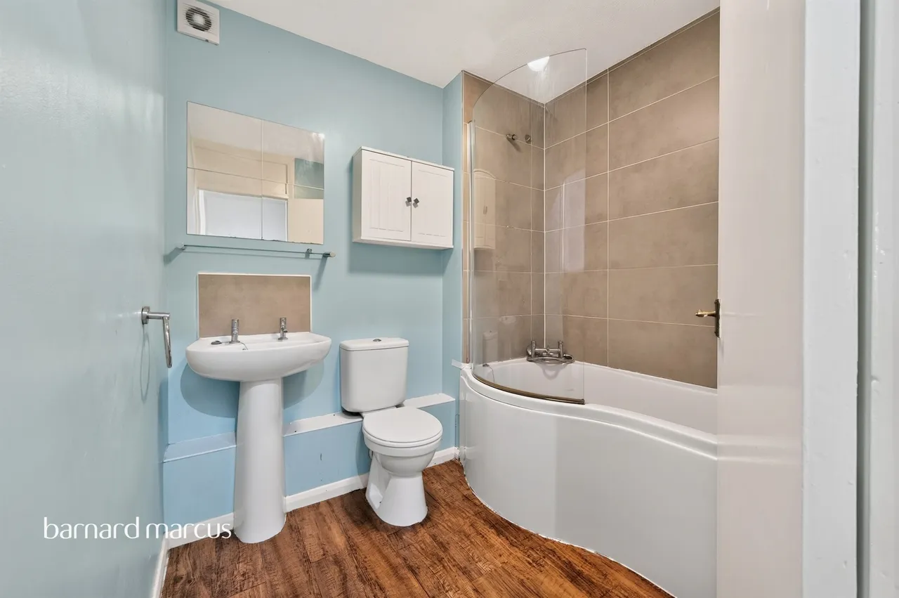 Langley Park Road, Sutton, photo 10