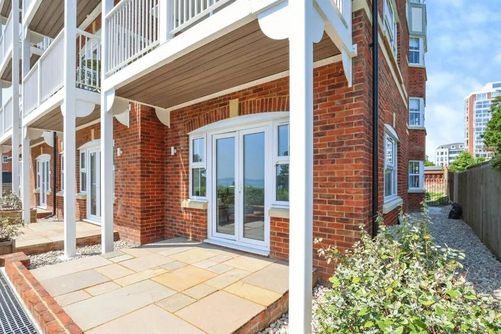 West Cliff Gardens, Bournemouth, BH2, photo 16