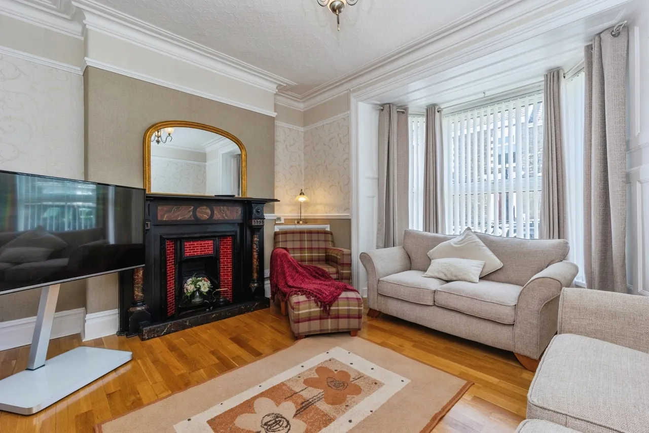 Coldstream Street, Llanelli, SA15, photo 3