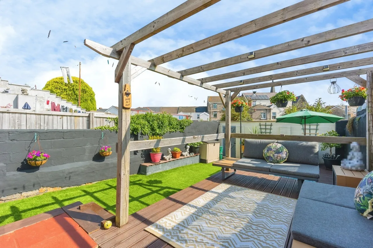 Coldstream Street, Llanelli, SA15, photo 23