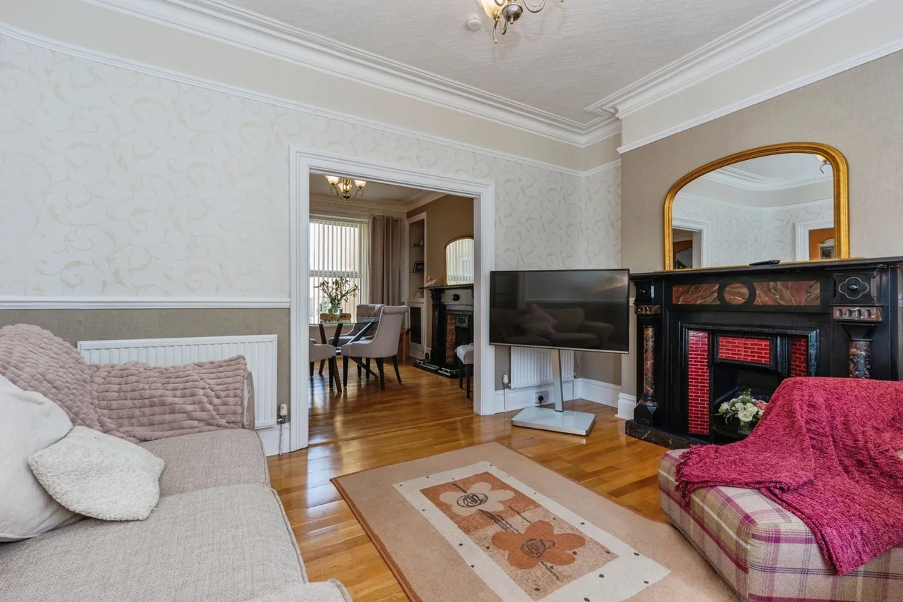 Coldstream Street, Llanelli, SA15, photo 4