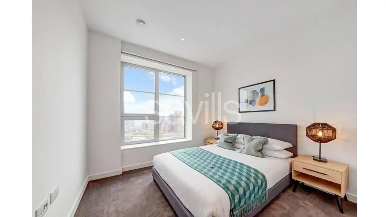 Goodluck Hope, Douglass Tower, 9 Goodluck, Hope walk, London E14 0XE, United Kingdom, photo 8