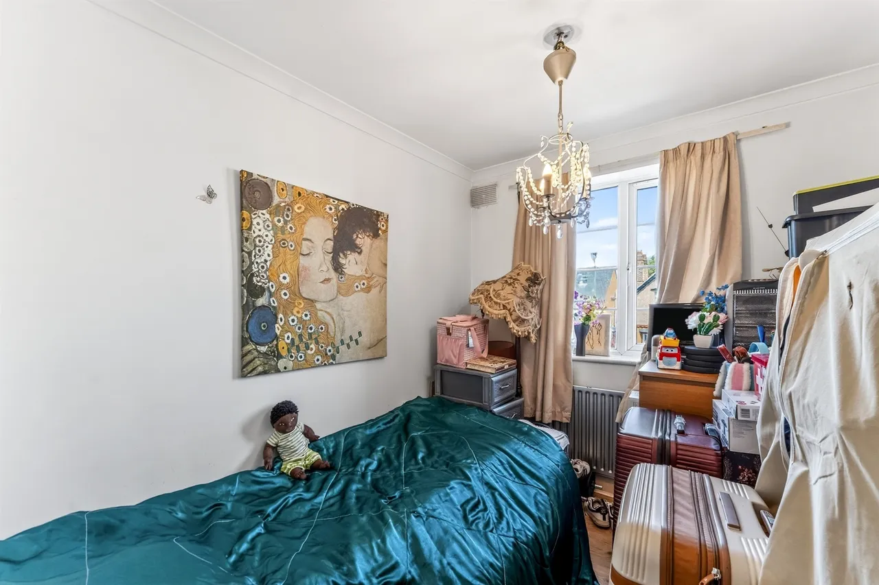 Central Gardens, Morden, SM4, photo 18
