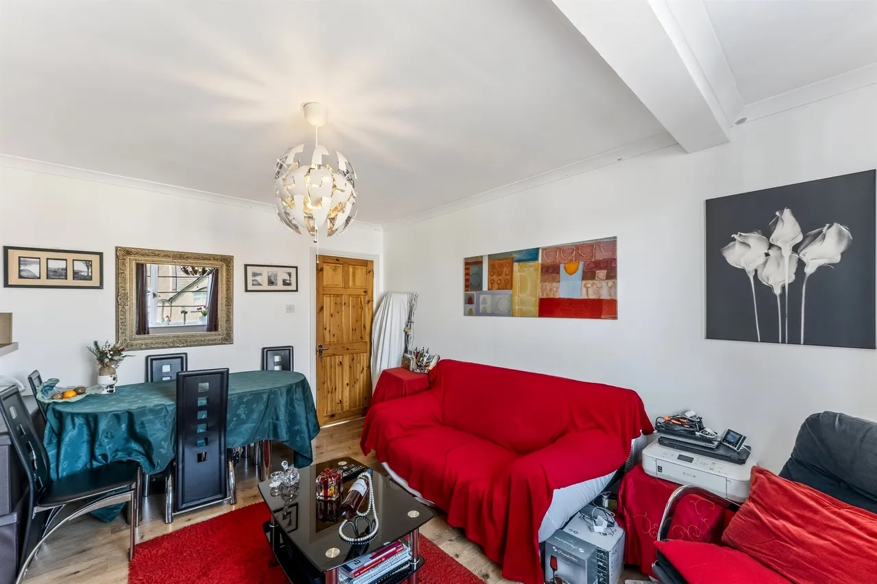 Central Gardens, Morden, SM4, photo 11
