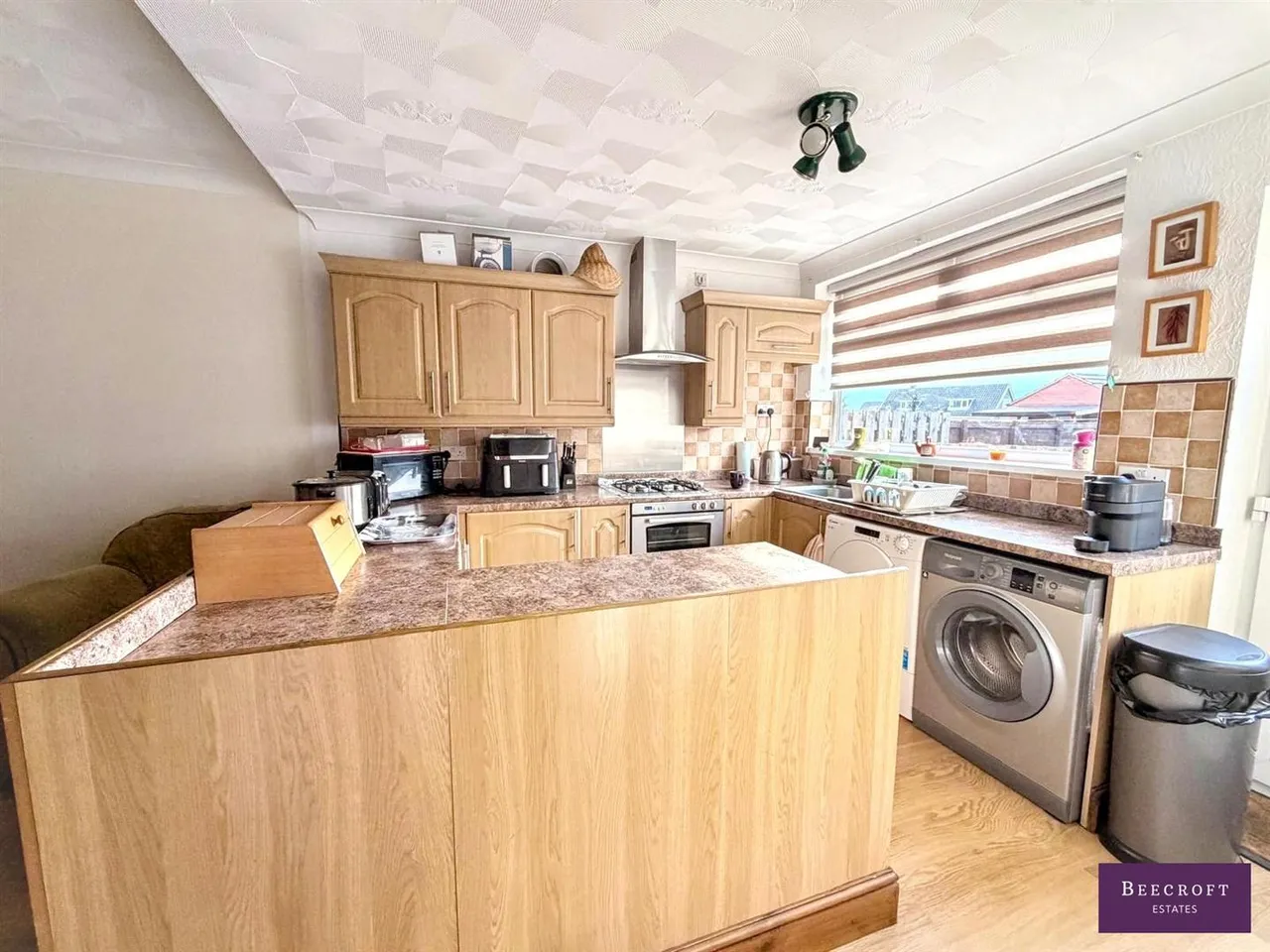 Pontefract Road, Cudworth, photo 7