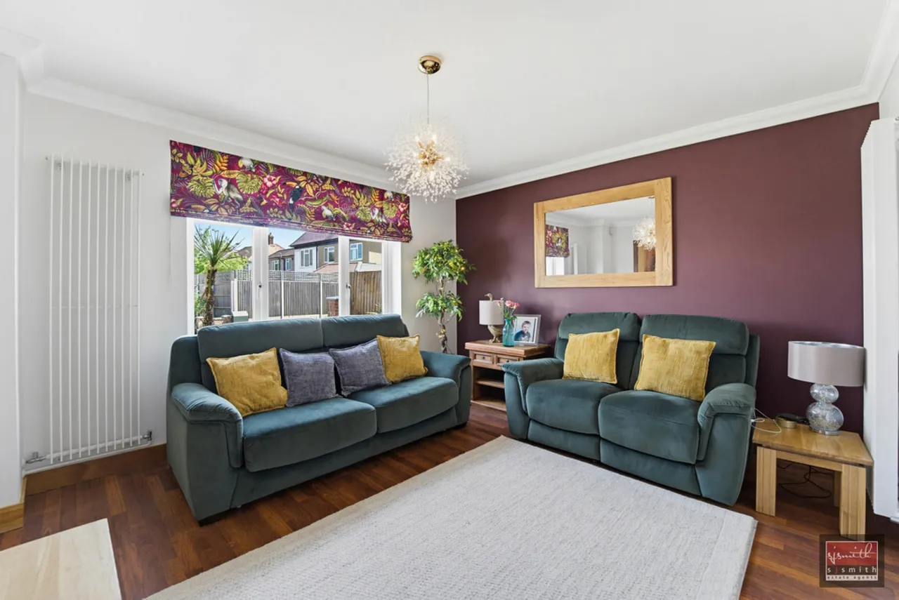 Fontmell Close, Ashford, TW15, photo 5