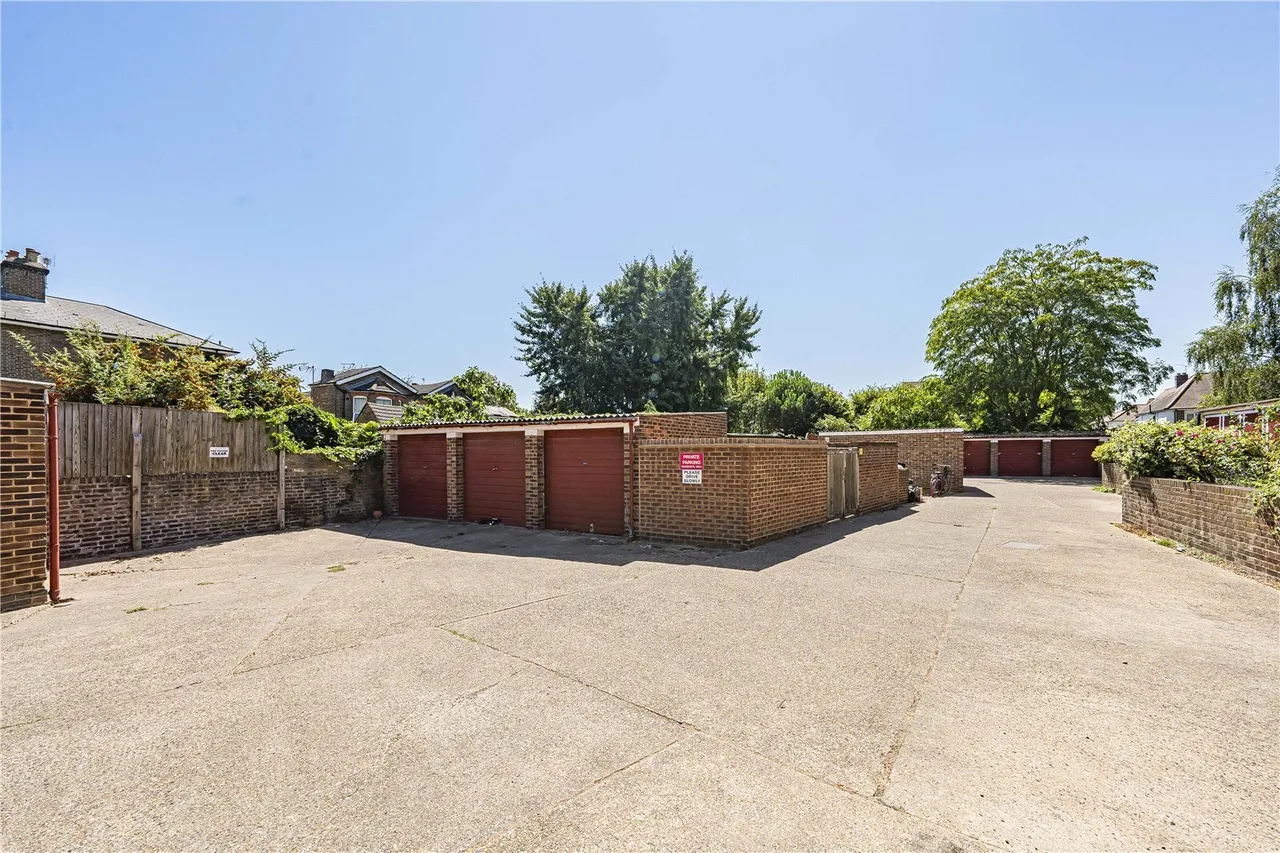 Woodlands Grove, Isleworth, TW7, photo 5