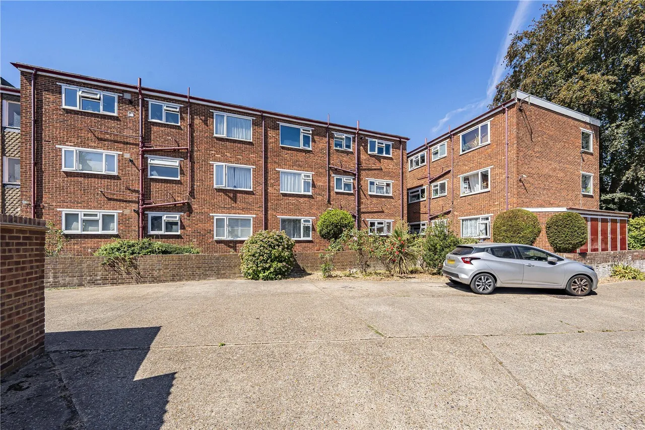 Woodlands Grove, Isleworth, TW7, photo 11