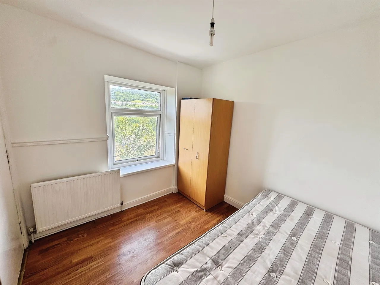Cliff Terrace, Pontypridd, CF37, photo 10