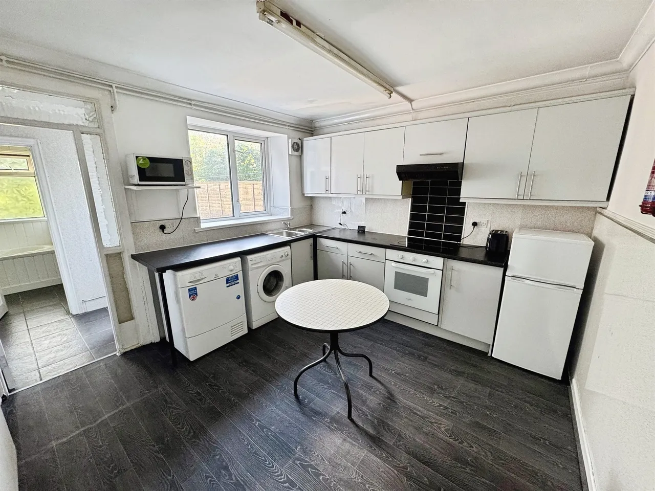 Cliff Terrace, Pontypridd, CF37, photo 2