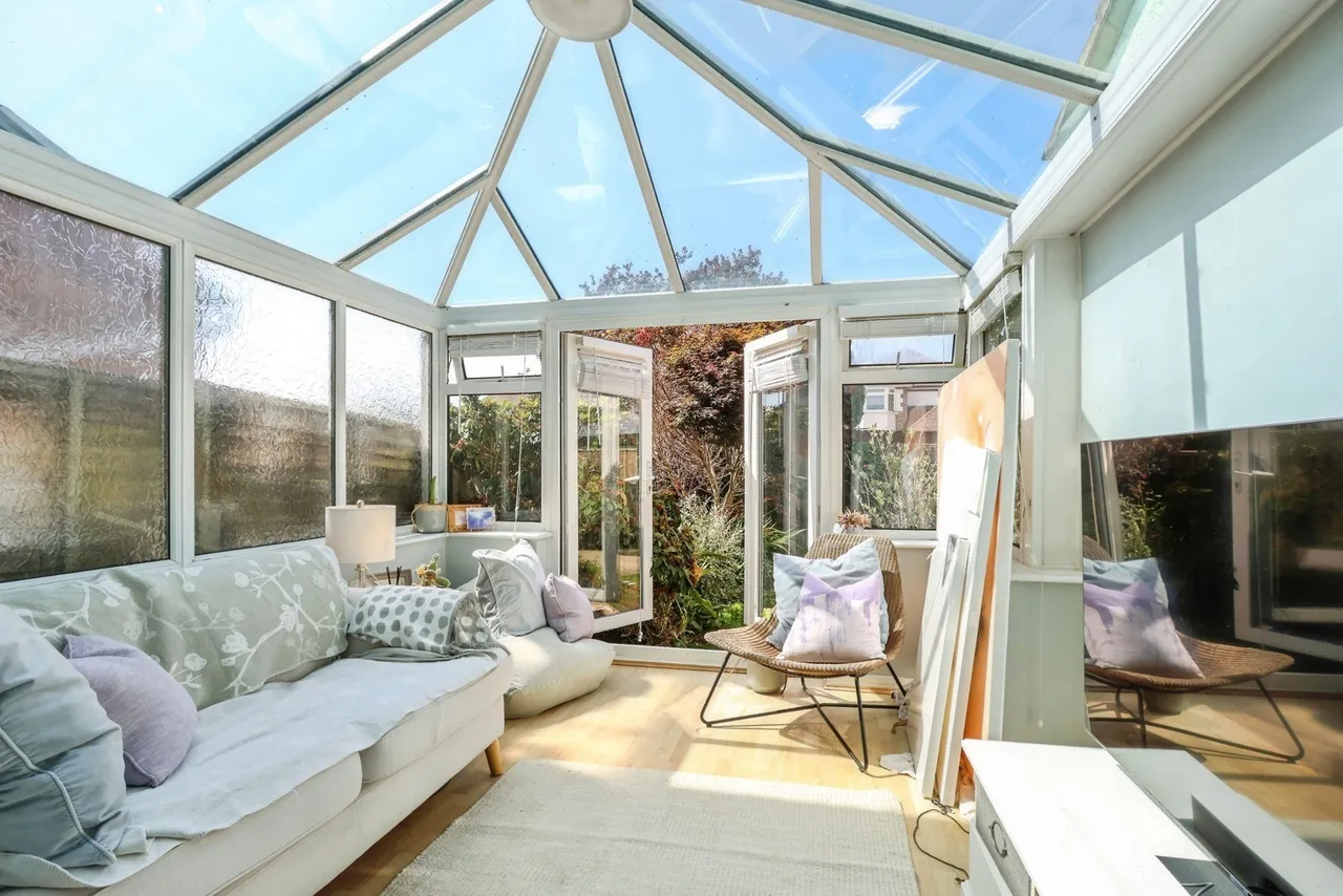 Castle Lane West, Bournemouth, BH8, photo 10
