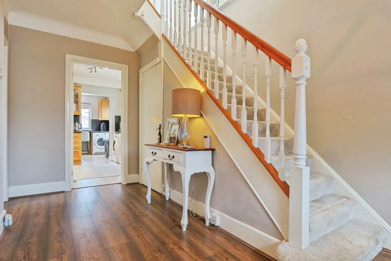 Castle Lane West, Bournemouth, BH8, photo 3