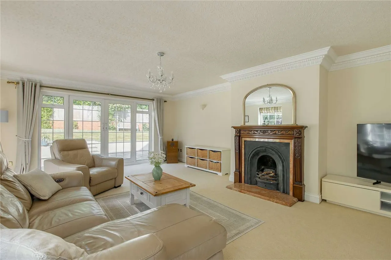 Clays Meadow, Littlebury, Saffron Walden, Essex, CB11 4TX, photo 3
