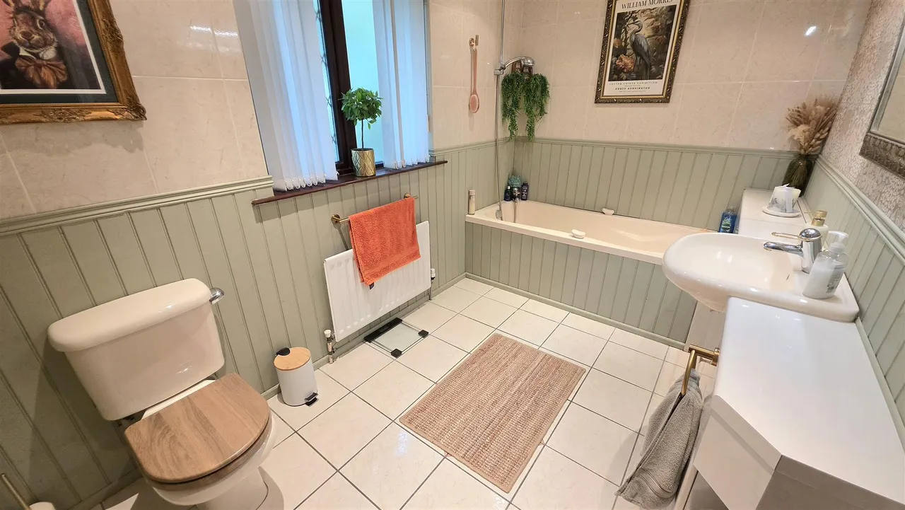 Broadlands, Carrickfergus, BT38, photo 24