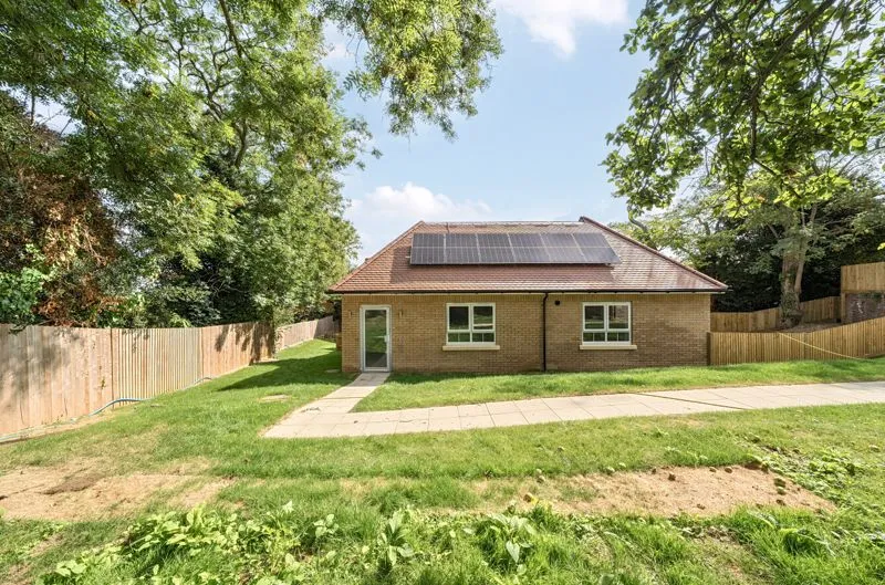 88 Riddlesdown Road, Purley CR8 1DD, photo 16