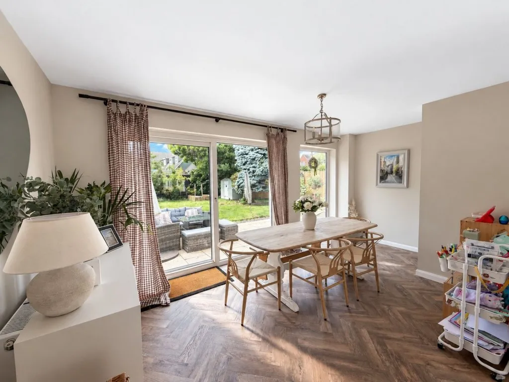 Collington Park Crescent, Bexhill on Sea, photo 4