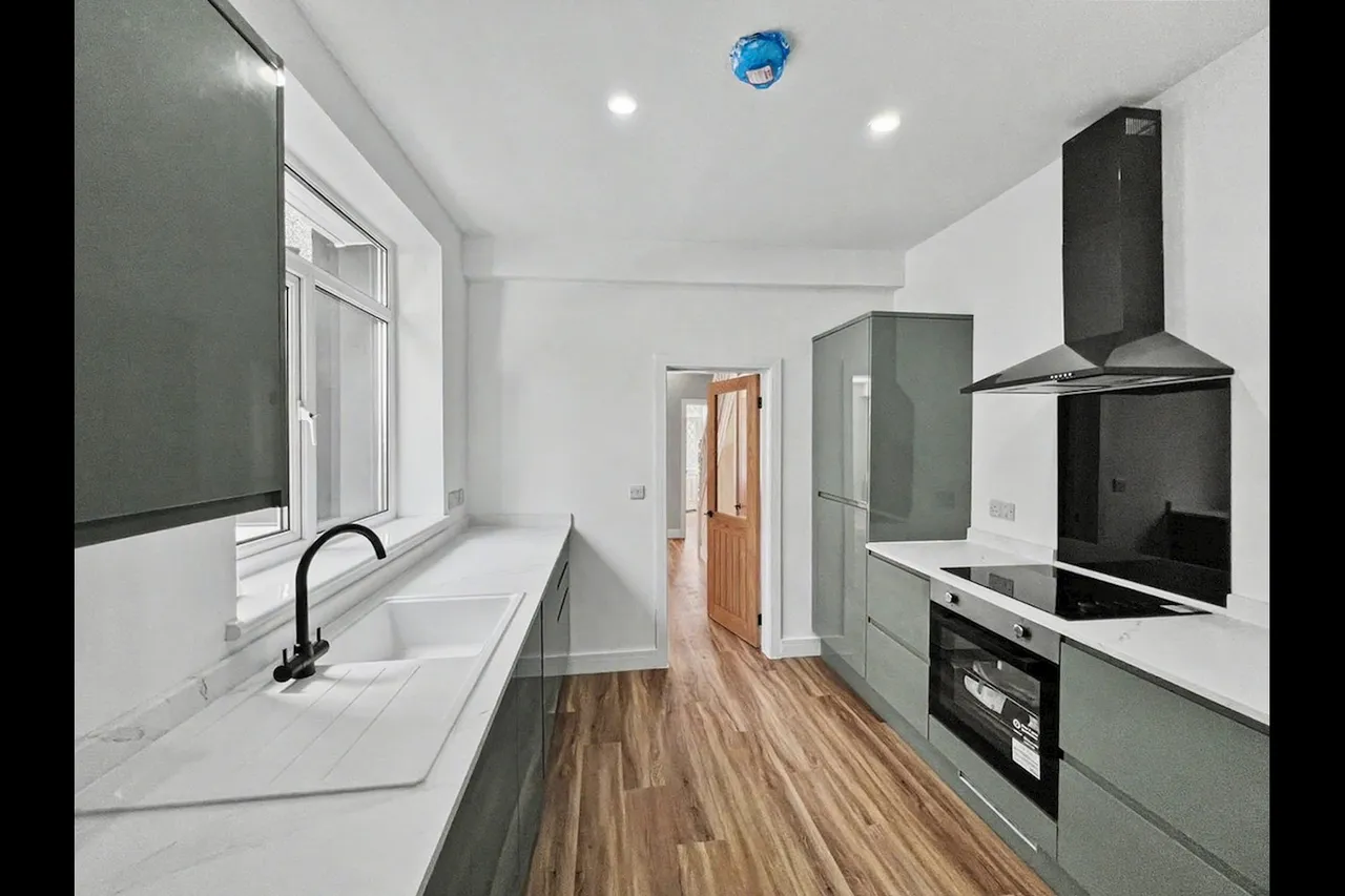 Oaklands, Merthyr Tydfil, photo 6