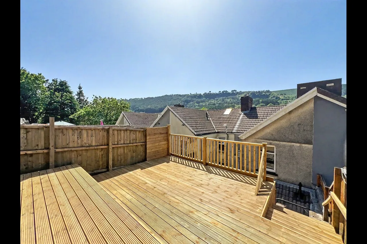Oaklands, Merthyr Tydfil, photo 4