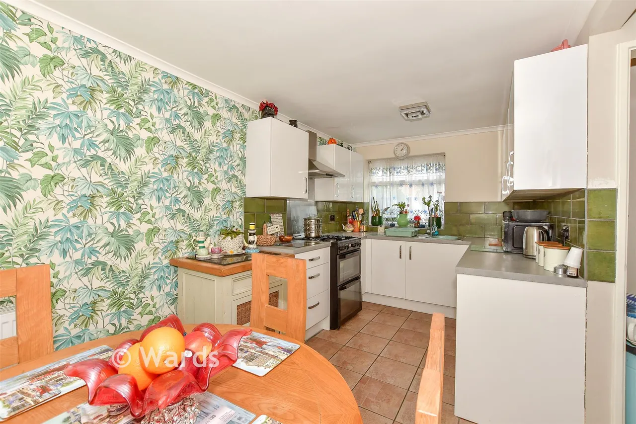 Barnfield, Herne Bay, CT6, photo 4