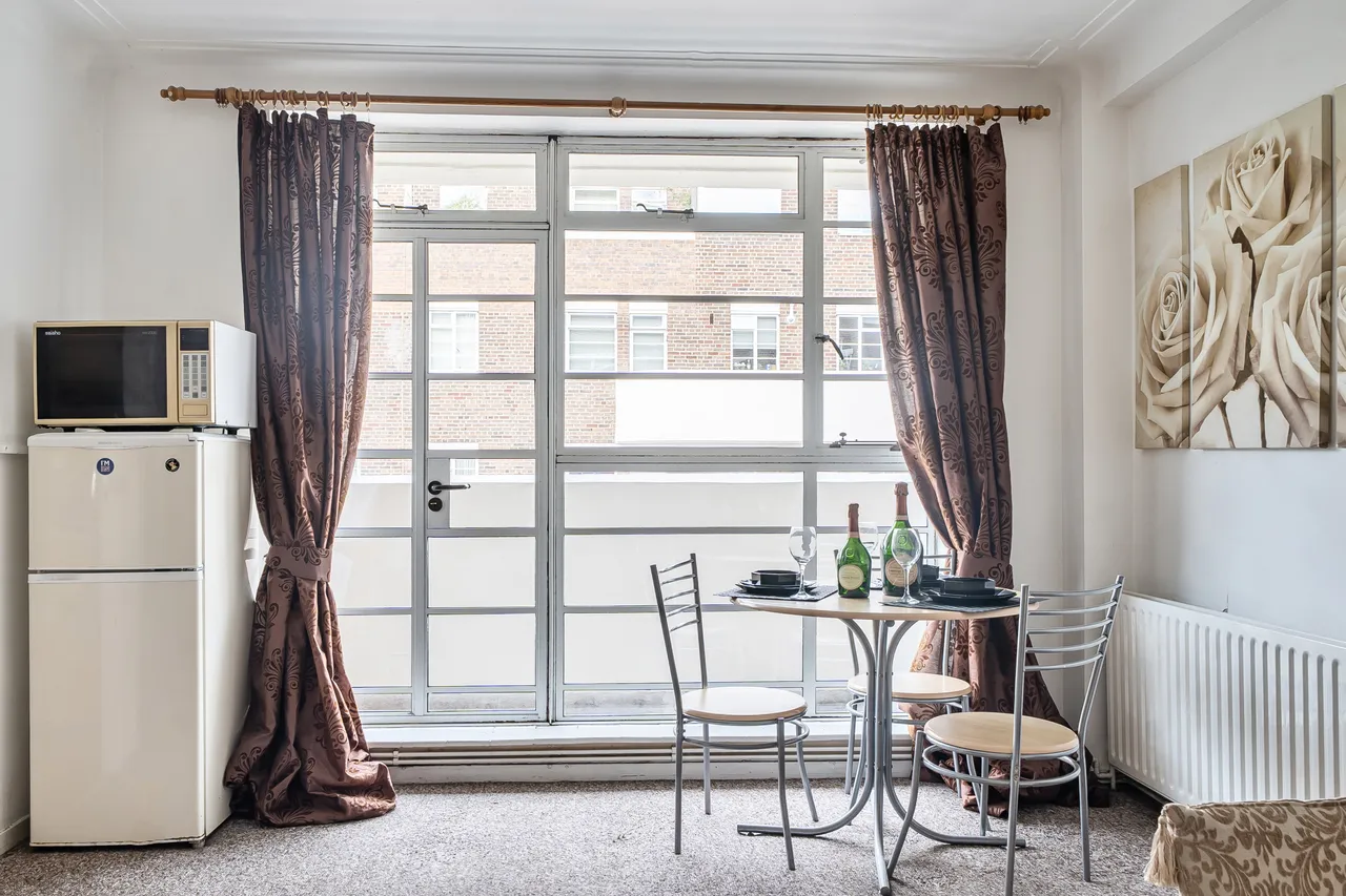 185 Lichfield Court, Sheen Road, Richmond, photo 12