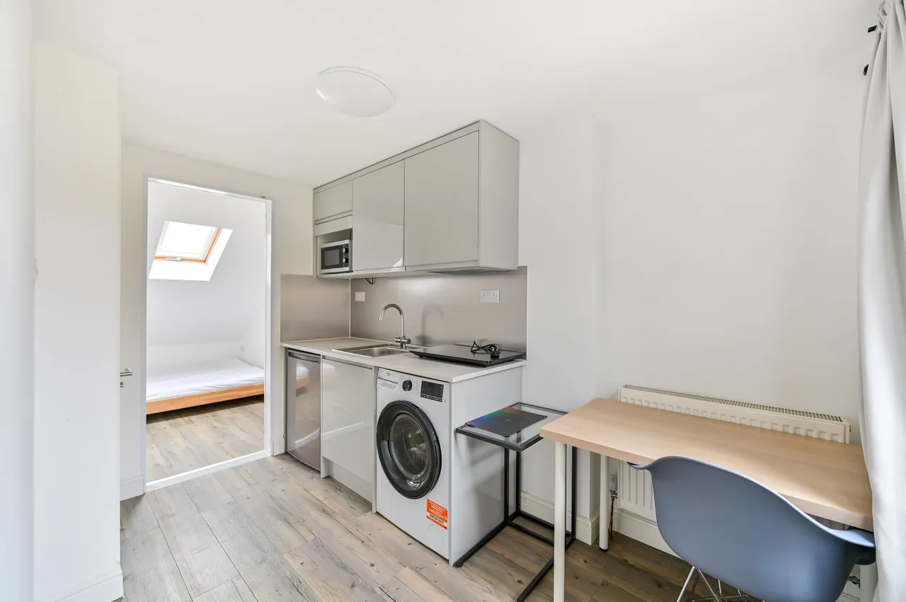 6 The Studio Station Road, Kingston upon Thames, photo 6