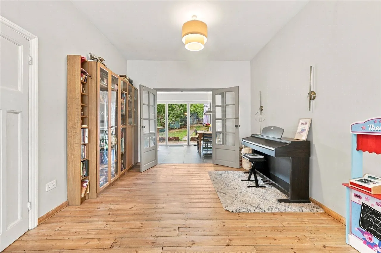 Lordsmead Road, London, N17, photo 3