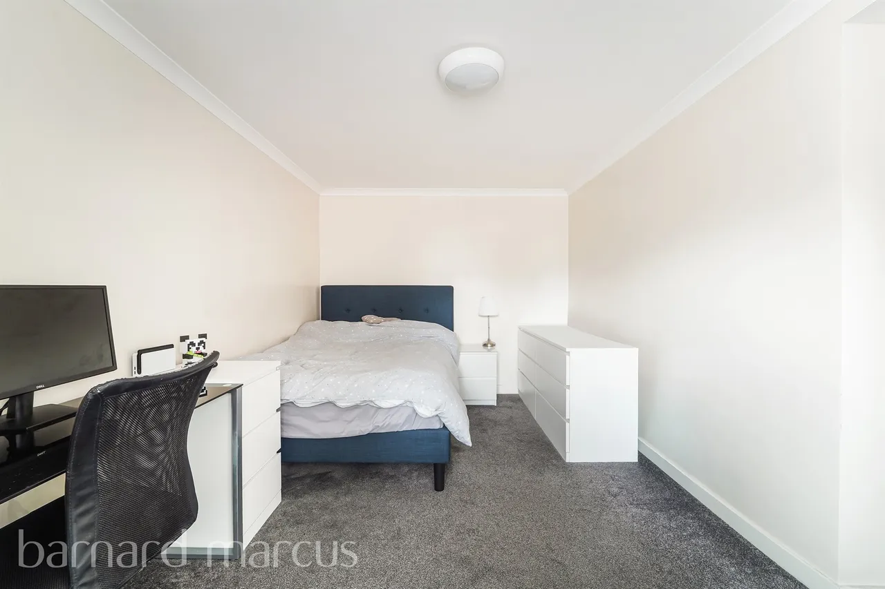 Church Road, Mitcham, photo 4
