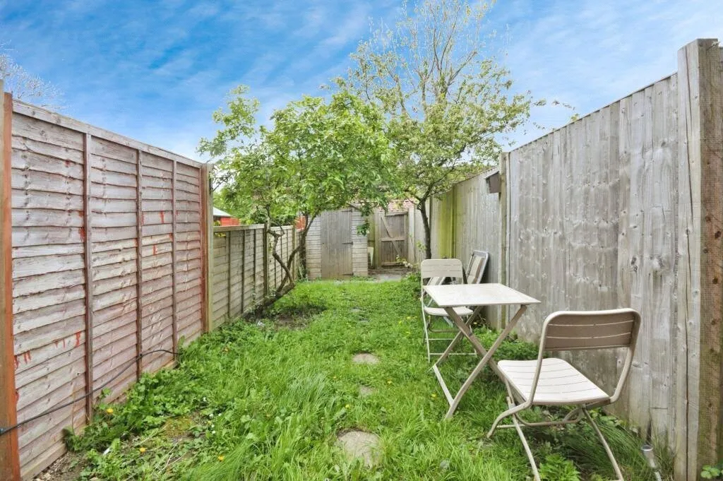 Burdock Close, Croydon, Surrey, CR0, photo 7
