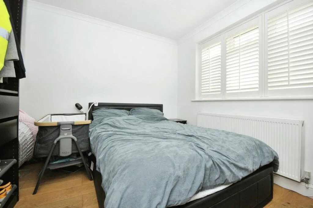 Burdock Close, Croydon, Surrey, CR0, photo 5