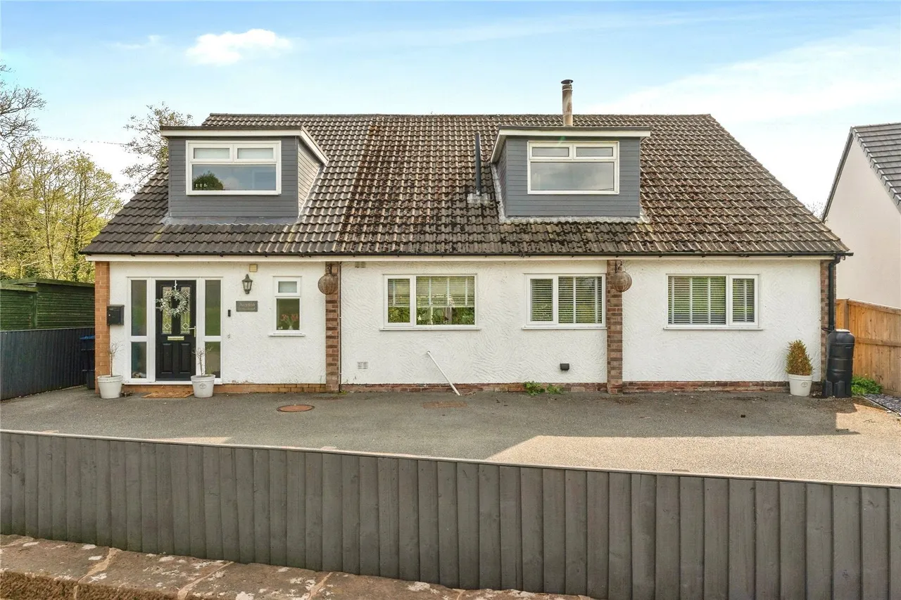 Burton Road, Burton, LL12, photo 28