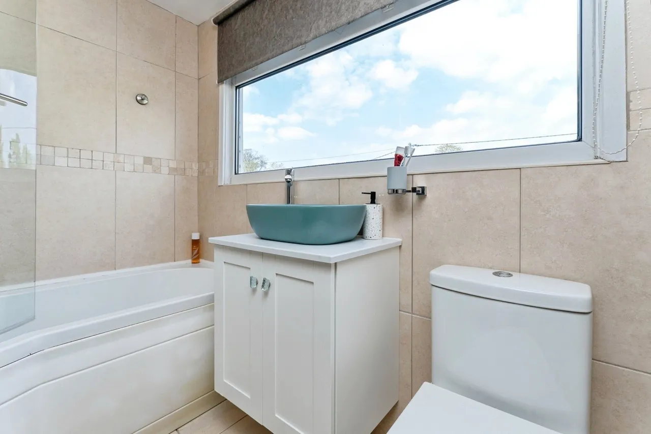 Burton Road, Burton, LL12, photo 19
