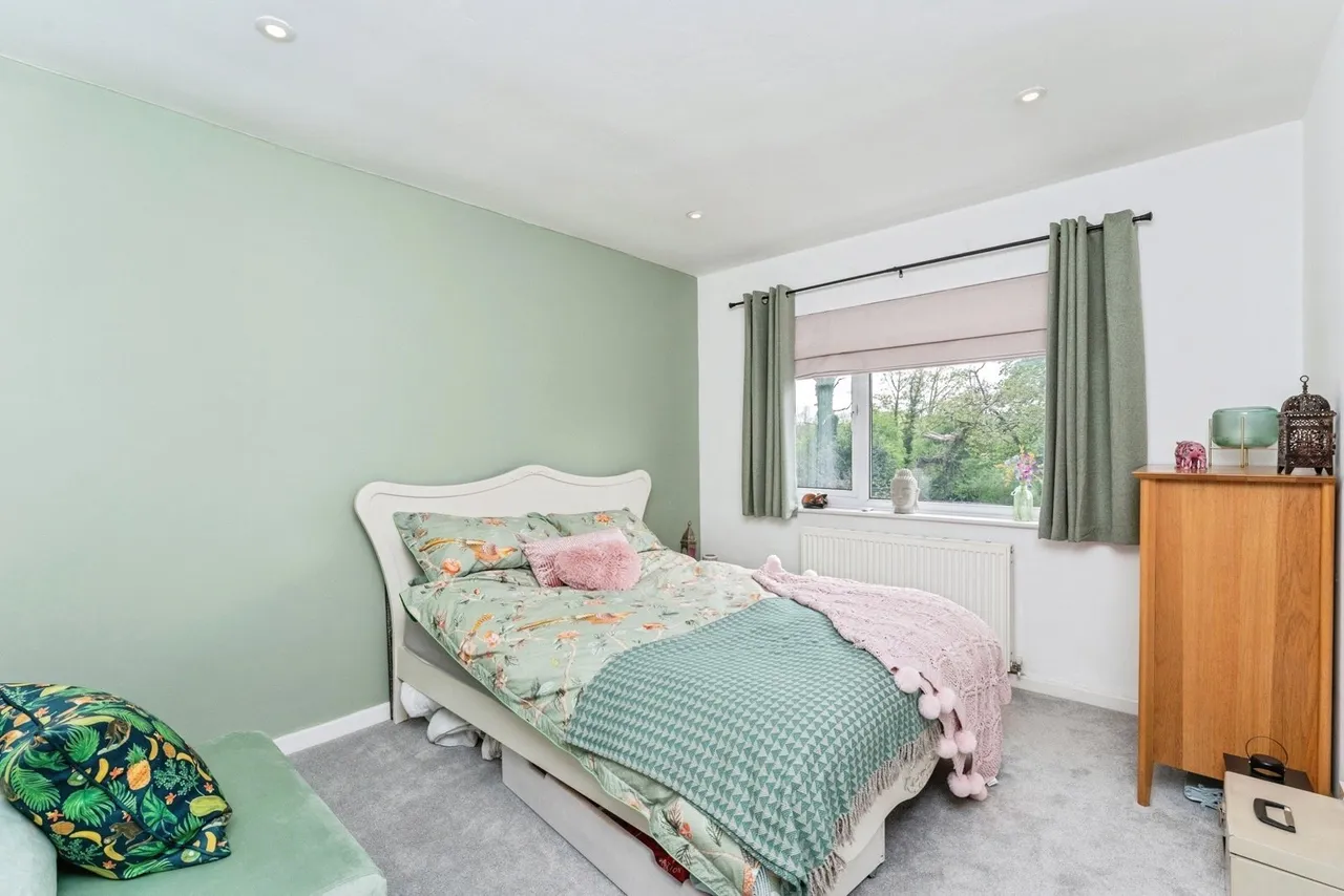 Burton Road, Burton, LL12, photo 15
