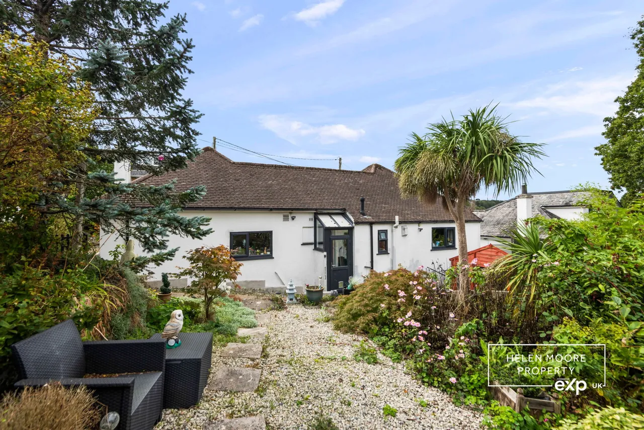 Valley View Road, Higher Compton, photo 11