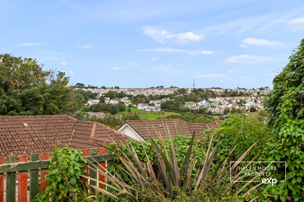 Valley View Road, Higher Compton, photo 12