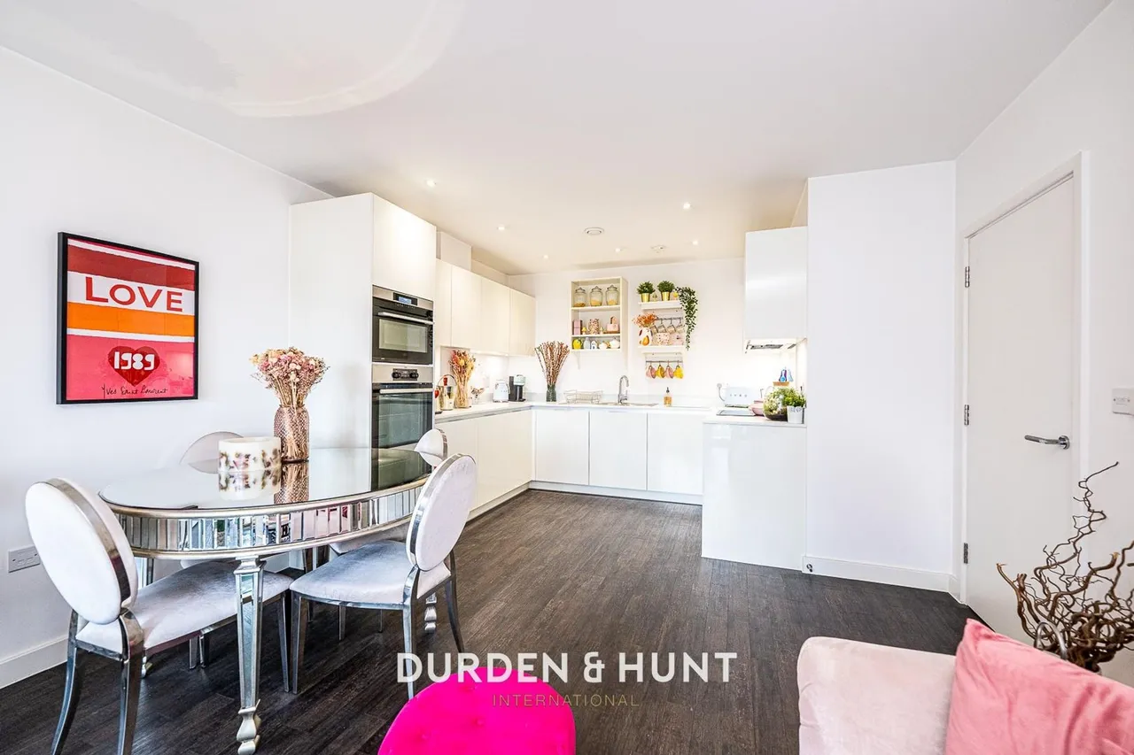 Gubbins Lane, Harold Wood, RM3, photo 5