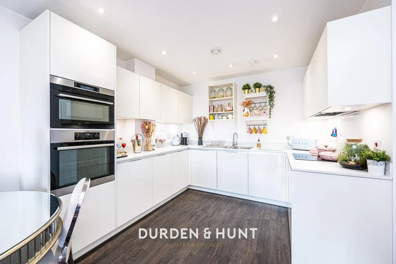 Gubbins Lane, Harold Wood, RM3, photo 6