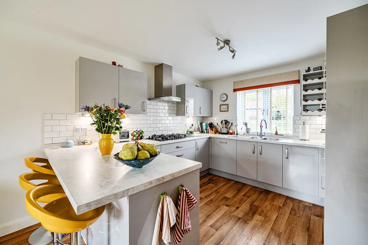 Walnut Field, Tytherington, GL12, photo 4