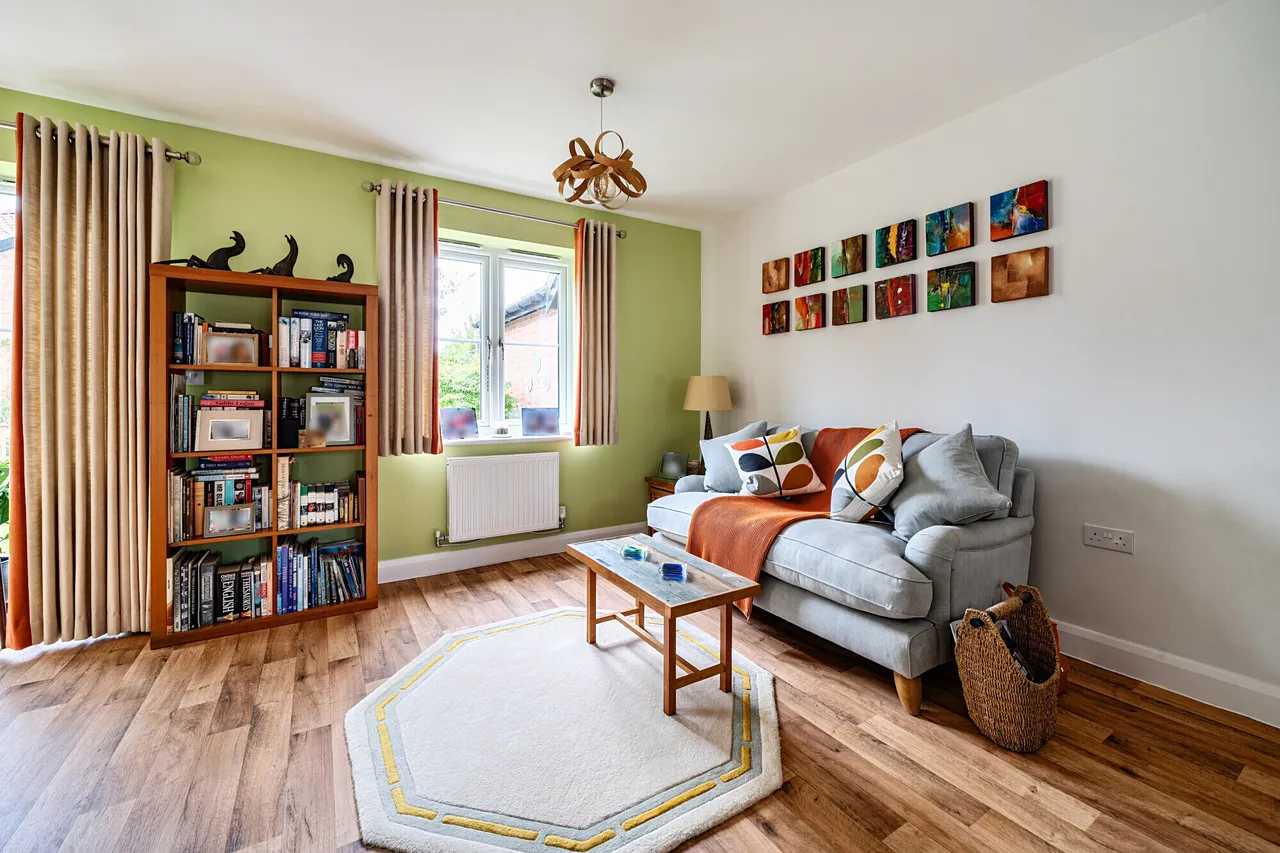Walnut Field, Tytherington, GL12, photo 6