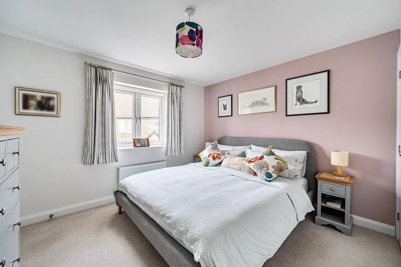 Walnut Field, Tytherington, GL12, photo 8