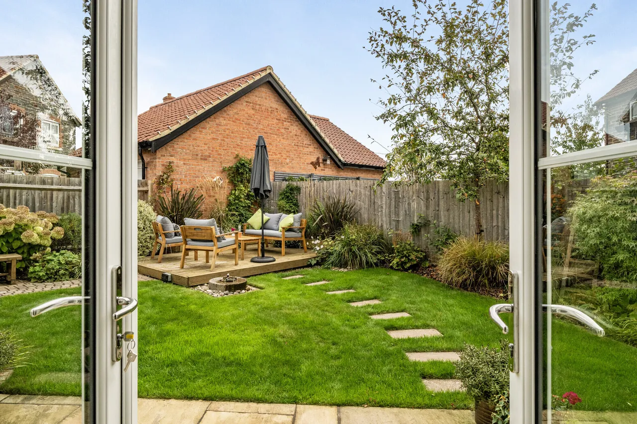Walnut Field, Tytherington, GL12, photo 15
