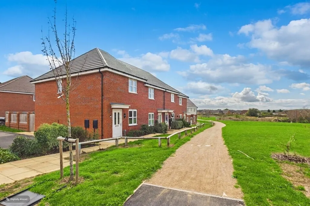 Buzzard Way, East Leake, photo 17
