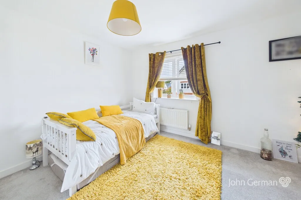 Buzzard Way, East Leake, photo 10