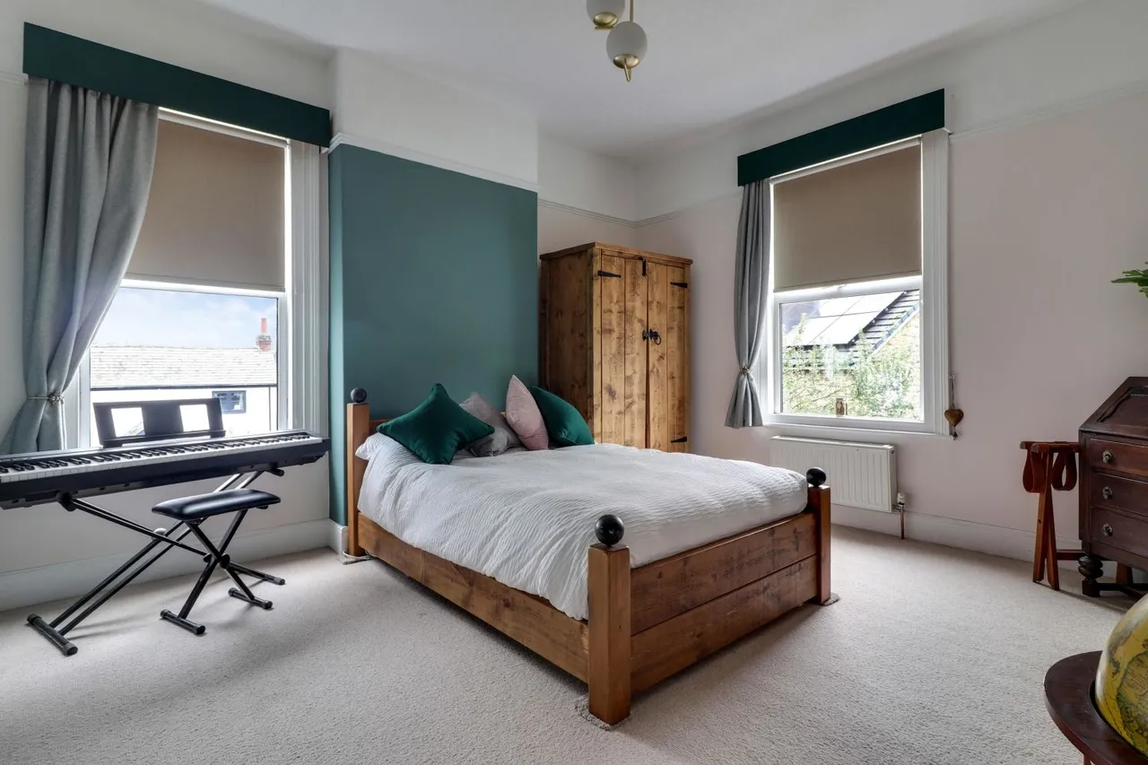 Wakefield Road, Garforth, LS25, photo 15