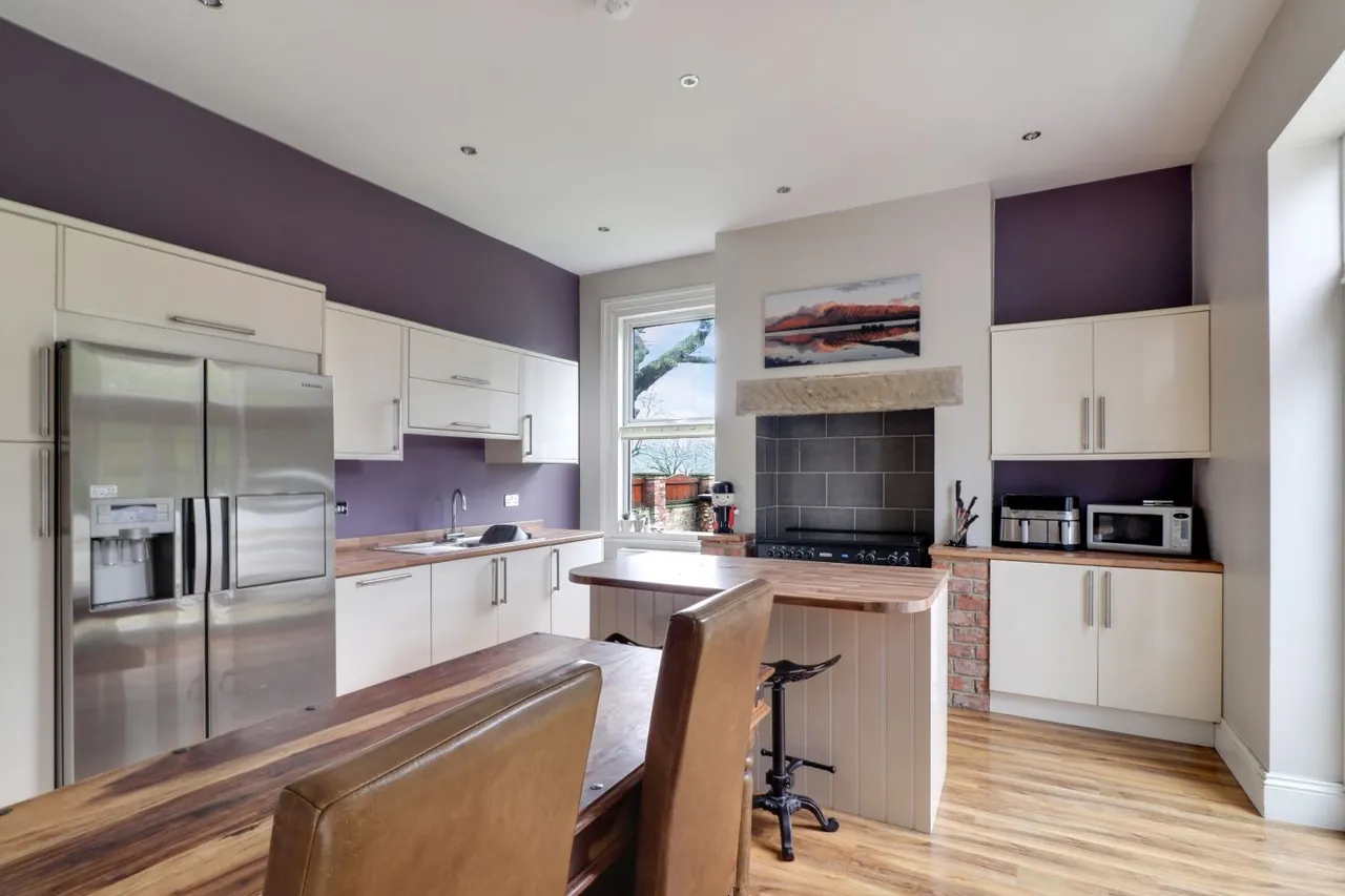Wakefield Road, Garforth, LS25, photo 9