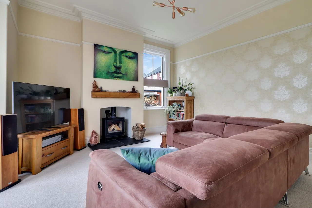 Wakefield Road, Garforth, LS25, photo 5